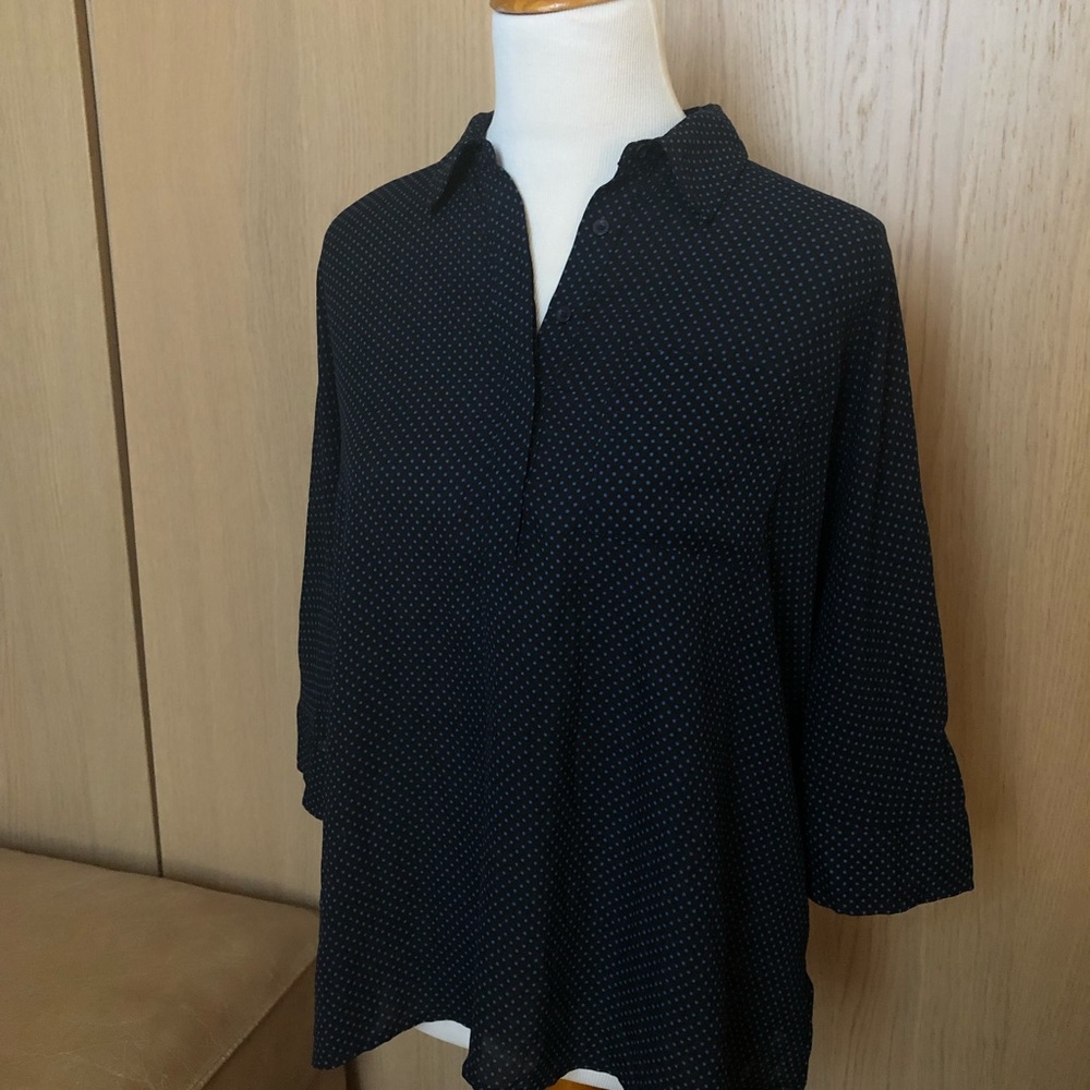 LOFT size Medium lightweight dotted blouse NWOT
